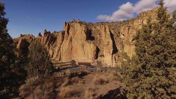 luchtfoto van smith rock, oregon video