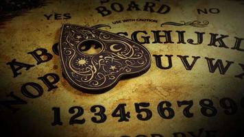 andligt trolldomsspel ouija-bräde video