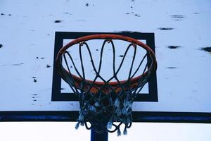 aro de baloncesto callejero foto