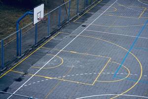 street basketball hoop photo