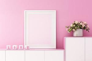 Representación 3D de maqueta de diseño de interiores para sala de estar con marco de imagen en la pared rosa, fondo del día de San Valentín foto