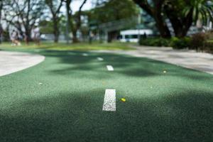 un paseo marítimo verde en singapur foto