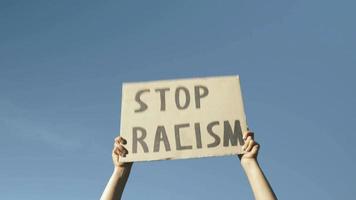 Detener el racismo, asuntos negros en vivo, protesta, letrero, demostración, hd 4k