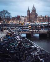 Amsterdam, Holanda 2018- vista del paisaje urbano de Amsterdam foto