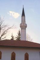 hermosa mezquita lugar de culto musulmán foto