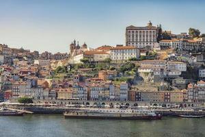 la ciudad de porto durante el día, portugal foto