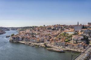 la ciudad de porto durante el día, portugal foto
