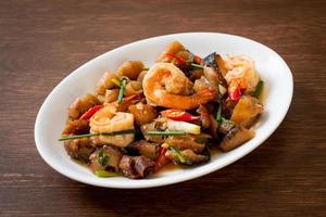 Stir-Fried Sea Cucumber with Shrimps photo