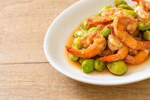 Stir-Fried Twisted Cluster Bean with Shrimp photo