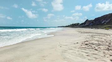 Costa de la de una playa en Brasil foto