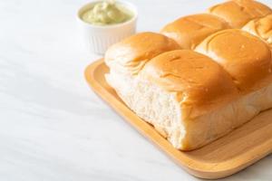 Bread with Thai Pandan Custard photo