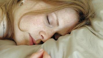 Morning Awakening women in bed video