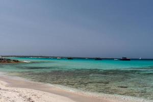 playa de ses iletes en formentera, islas baleares en españa. foto