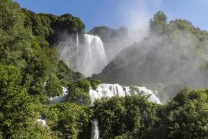 Cascada de Marmore la más alta de Europa foto