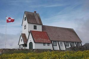 iglesia en nanortalik, groenlandia foto