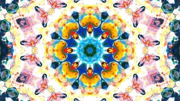 bunte und hypnotische Kaleidoskop-Bewegung video