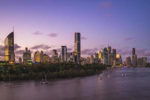 Horizonte de Brisbane en Queensland, Australia foto