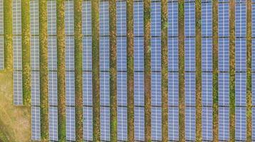 vista aérea superior de paneles solares