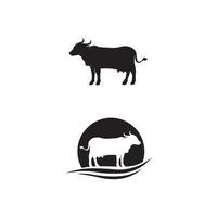 Aplicación de iconos de plantilla de logotipo y símbolos de cuerno de toro y cabeza de búfalo de vaca vector