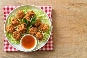 Boiled Shrimp Balls with Spicy Sauce photo