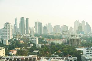 horizonte de la ciudad de bangkok foto