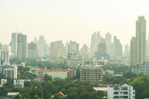 horizonte de la ciudad de bangkok foto