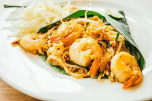 Pad thai noodles photo