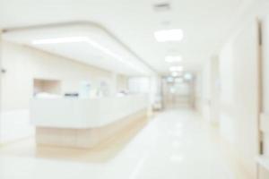 Desenfoque abstracto médico y clínico del interior del hospital foto