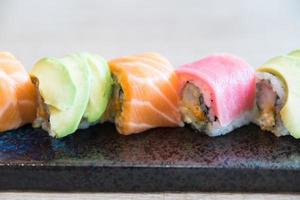 sushi comida japonesa foto