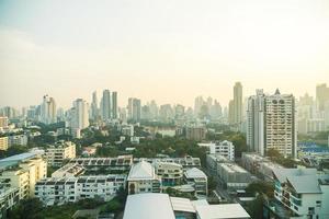 horizonte de la ciudad de bangkok foto