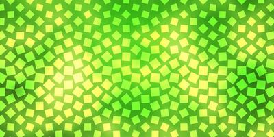 Fondo de vector verde claro en estilo poligonal. ilustración con un conjunto de rectángulos degradados. plantilla para teléfonos móviles.