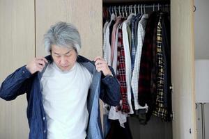 Man and Wardrobe photo