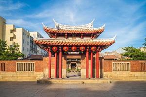 Entrance of Lukang Longshan temple, Changhua, Taiwan photo