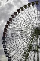 Ferris wheel in park photo