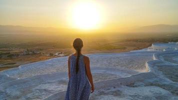 puesta de sol en pamukkale foto