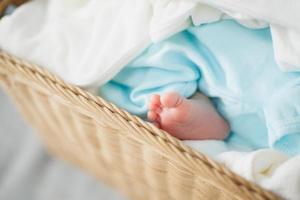 Baby born feet photo