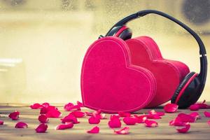 Couple heart with headphone