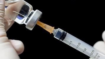 vacina e injeção de seringa imunização e tratamento de infecção por vírus corona covid19