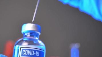 vaccin vaccin traitement covid-19 coronavirus banque de vidéos video