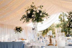 elegant wedding decorations made of natural flowers photo