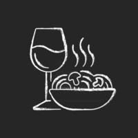 cena icono de tiza blanca sobre fondo oscuro. espaguetis y copa de vino. comida romántica. orden de restaurante. menú de cafetería. receta del plato. rutina diaria. Ilustración de pizarra de vector aislado en negro