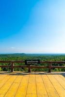 punto de vista de pha chor en el parque nacional mae wang, chiang mai, tailandia foto