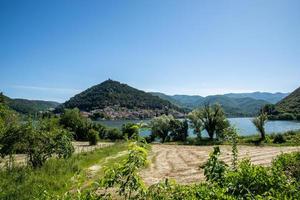 panorama del condado de piediluco, italia foto