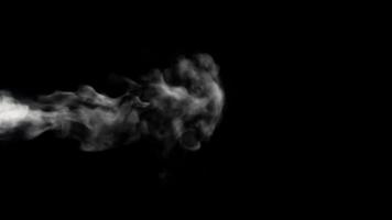 piccolo disegno di fumo su sfondo nero video