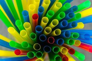 Europe bans straws and plastic tableware because of microplastics photo