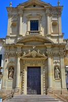 italia, lecce, ciudad con arquitectura barroca e iglesias y restos arqueológicos. foto