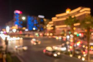 calles y luces de la ciudad de las vegas efecto desenfocado bokeh foto