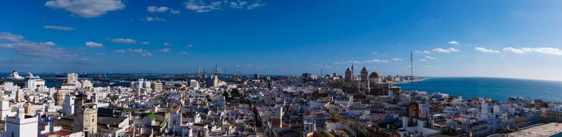 la ciudad de cádiz españa andalucía foto