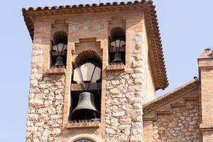 cervello cerca de la ciudad de barcelona foto