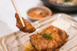 Fried chicken with teriyaki sauce - Japanese food photo